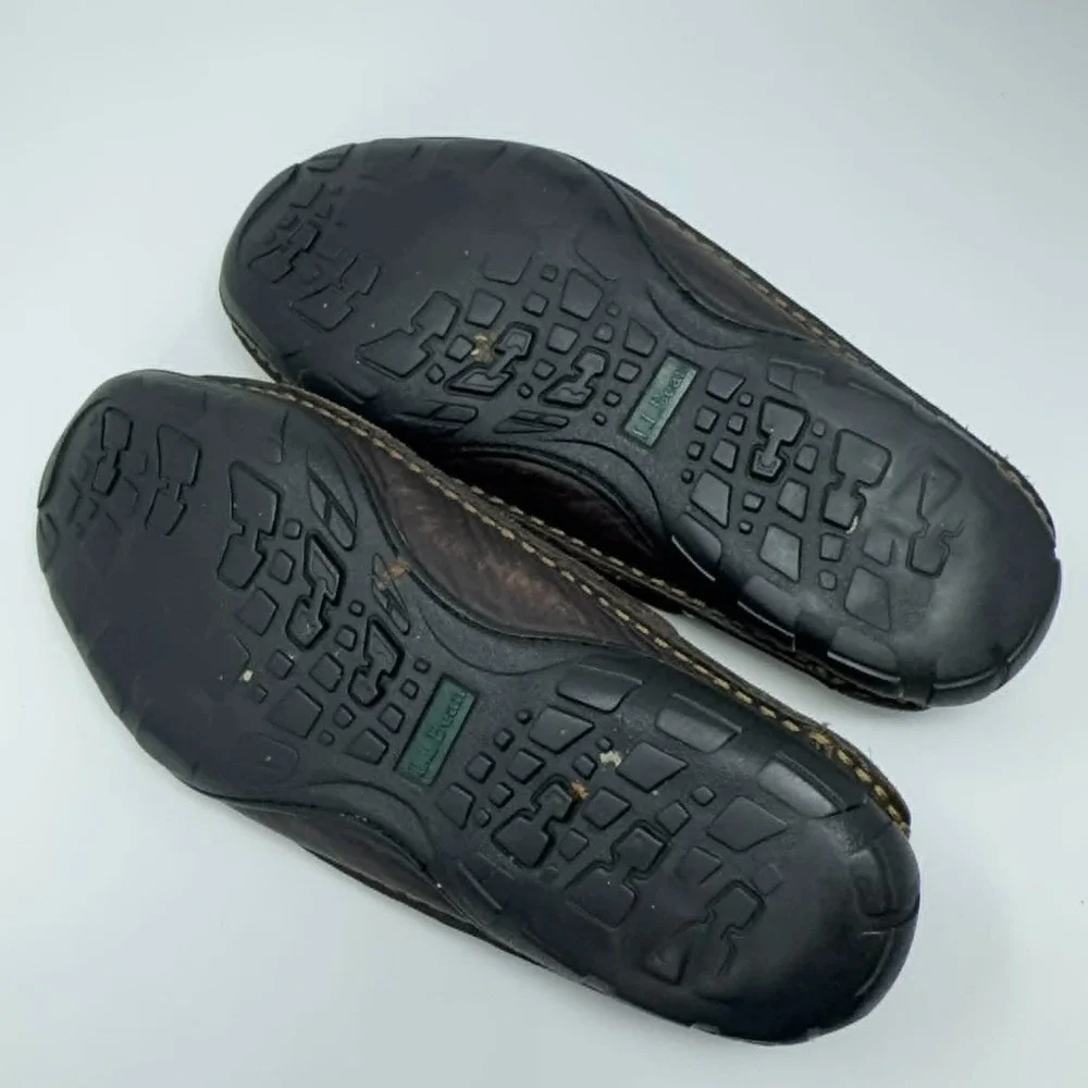 LL Bean Handsewn Moccasins Men's Sz 9 Camp Moc Boat Shoe Leather Loafers Brown